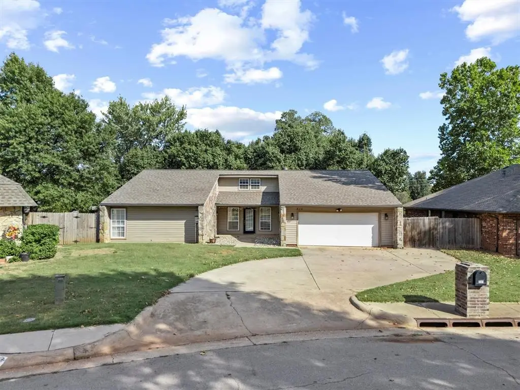 816 Woodbury Drive, Edmond, OK 73034 - Image #1