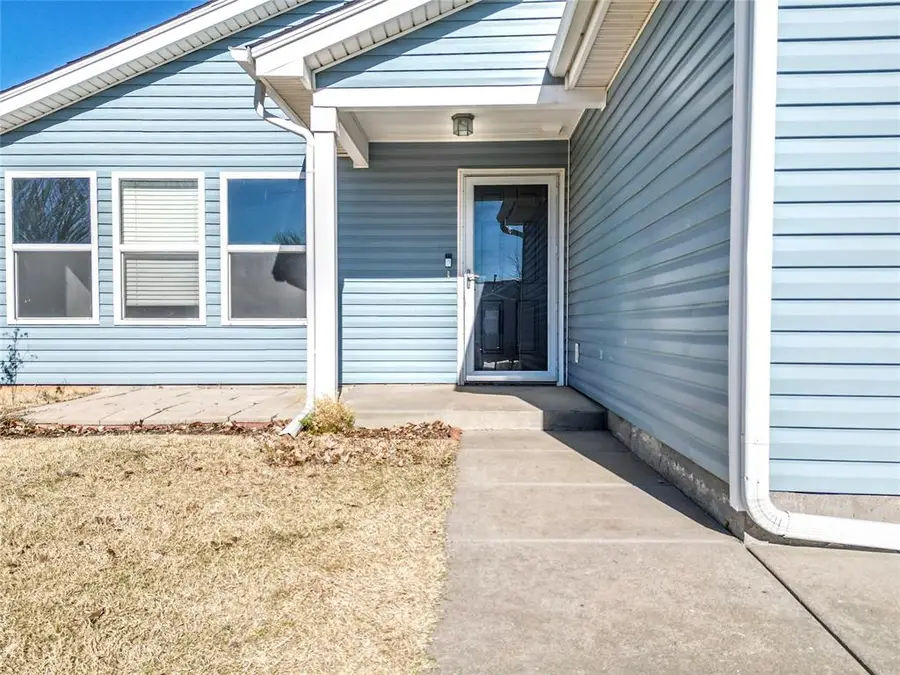 413 Dayflower Lane, Norman, OK 73069 - #3