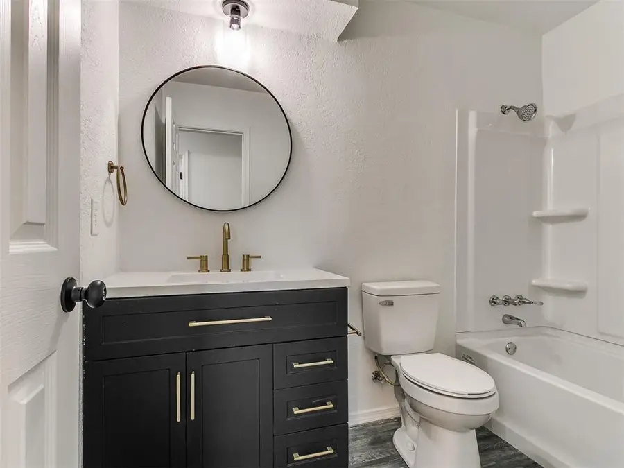 407 Jarman Drive, McLoud, OK 74851 - Image #3