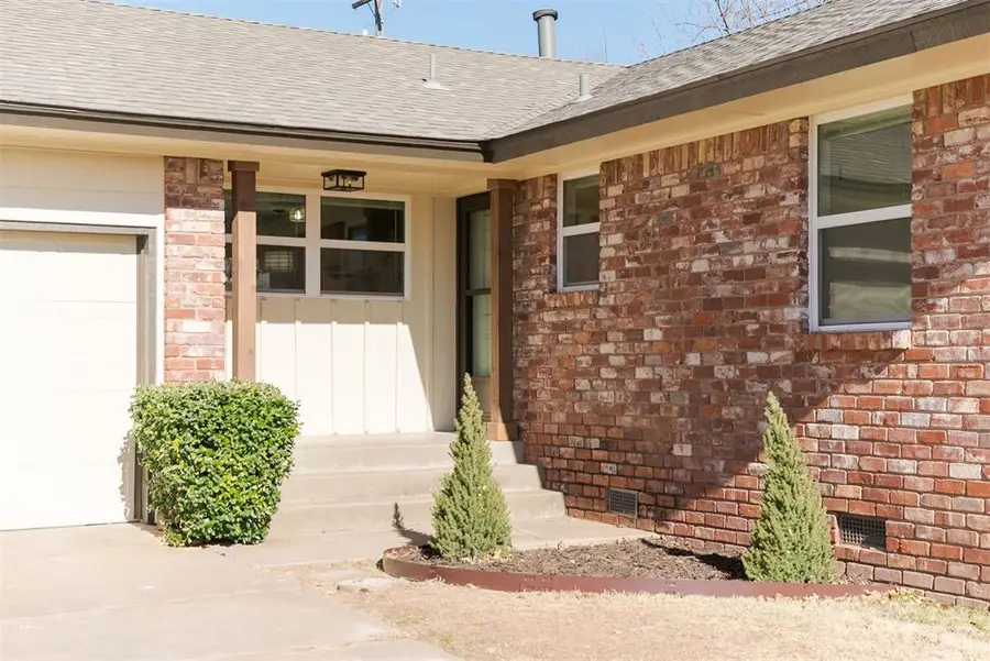 2629 Berkshire Way, Oklahoma City, OK 73120 - Image #3