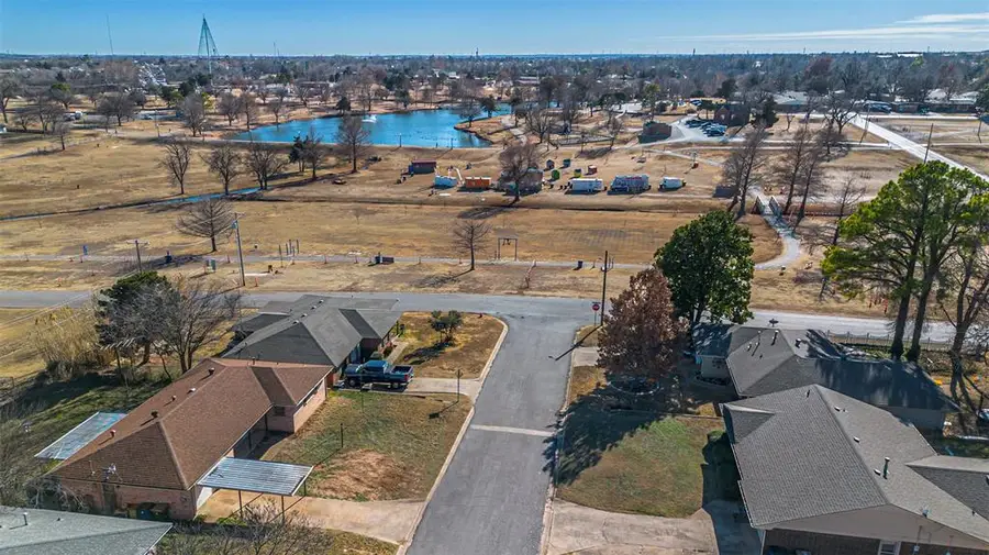 2219 S 11th Street, Chickasha, OK 73018 - Image #3