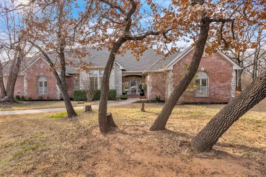 5617 Georgetowne Road, Edmond, OK 73034 - Image #2