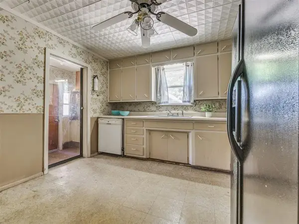 605 S Sooner Road, Del City, OK 73115