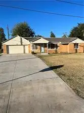 4001 Pearl Way, Del City, OK 73115 - Image #1