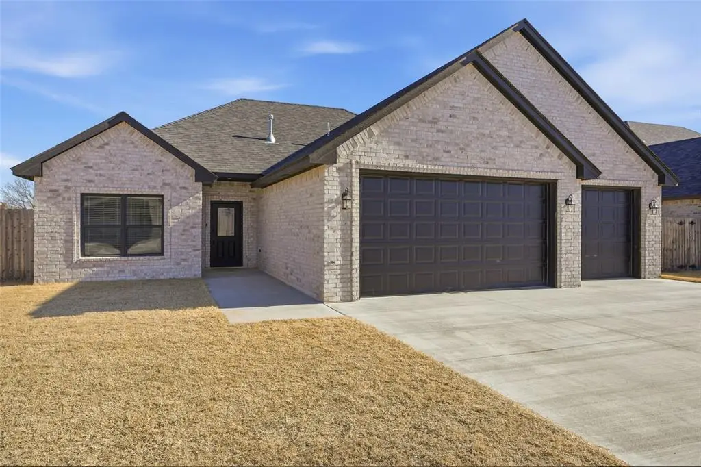 3312 Continental Court, Altus, OK 73521 - Image #1