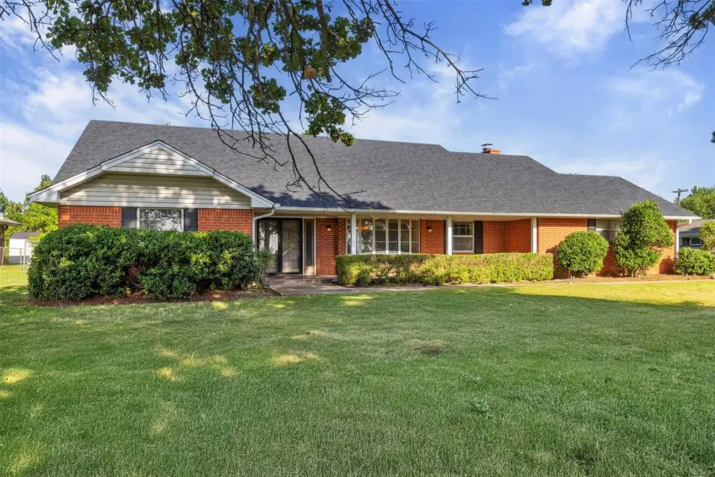 3306 N Oklahoma, Shawnee, OK 74804 - #1