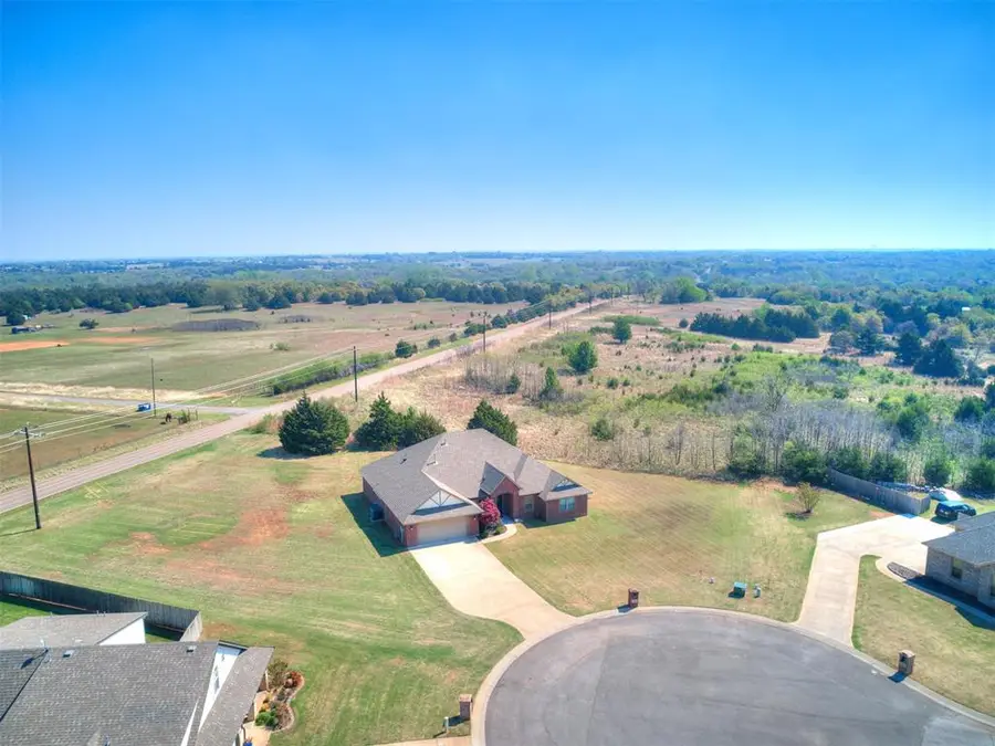 1451 Lookout Circle, Edmond, OK 73025 - #3