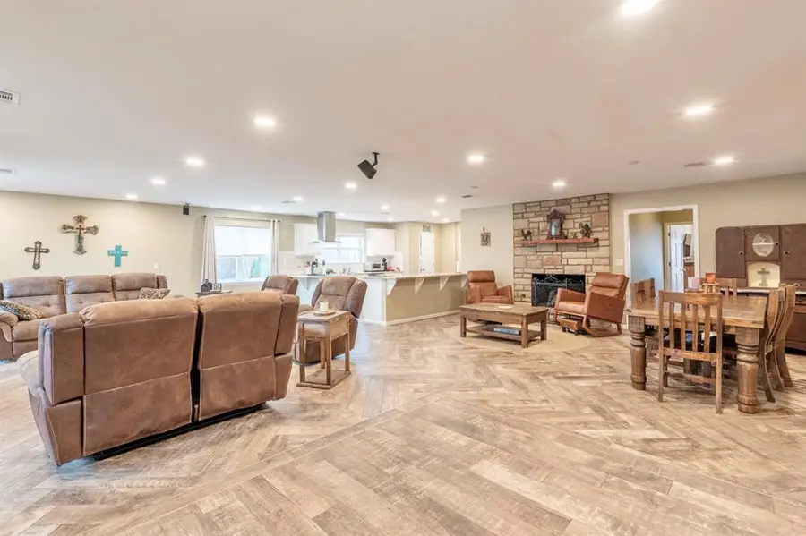 404 E Franklin Avenue, Shawnee, OK 74804 - Image #3