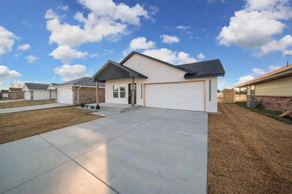 428 NW 114th Street, Oklahoma City, OK 73114 - Image #1