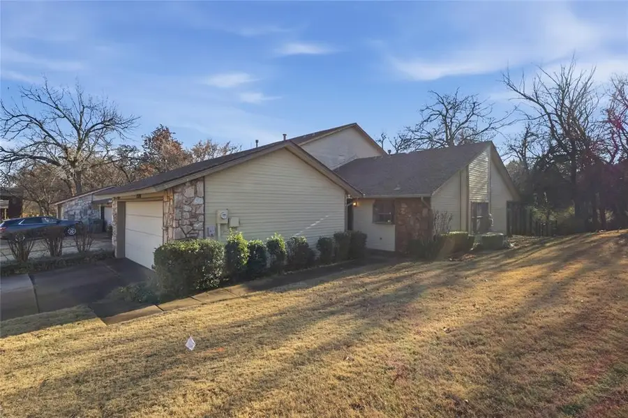 1530 Fall Creek Drive, Edmond, OK 73013 - Image #3