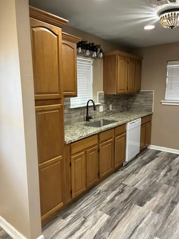 1203 Carol Drive, Shawnee, OK 74804 - Image #2