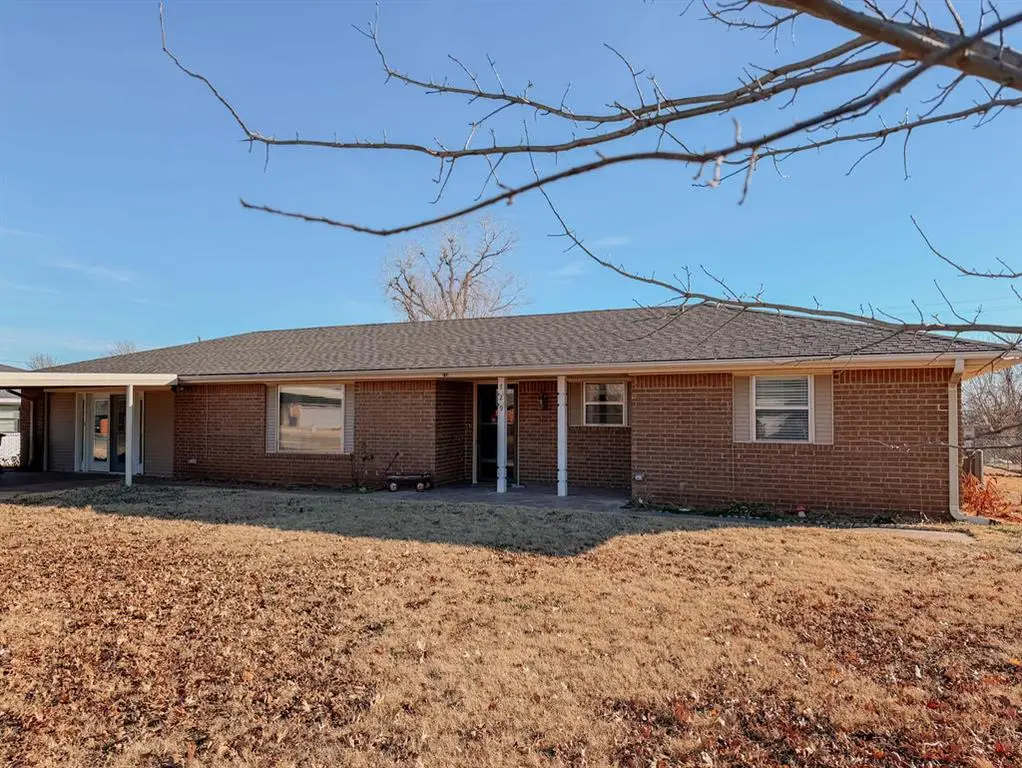 729 N Marion Avenue, Hinton, OK 73047 - Image #1
