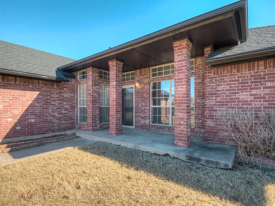 8128 Eagle Circle, Oklahoma City, OK 73135 - Image #3