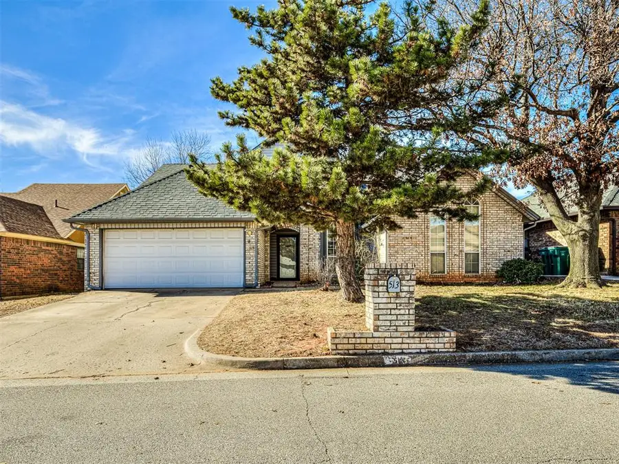 513 Greenfield Drive, Yukon, OK 73099 - Image #2