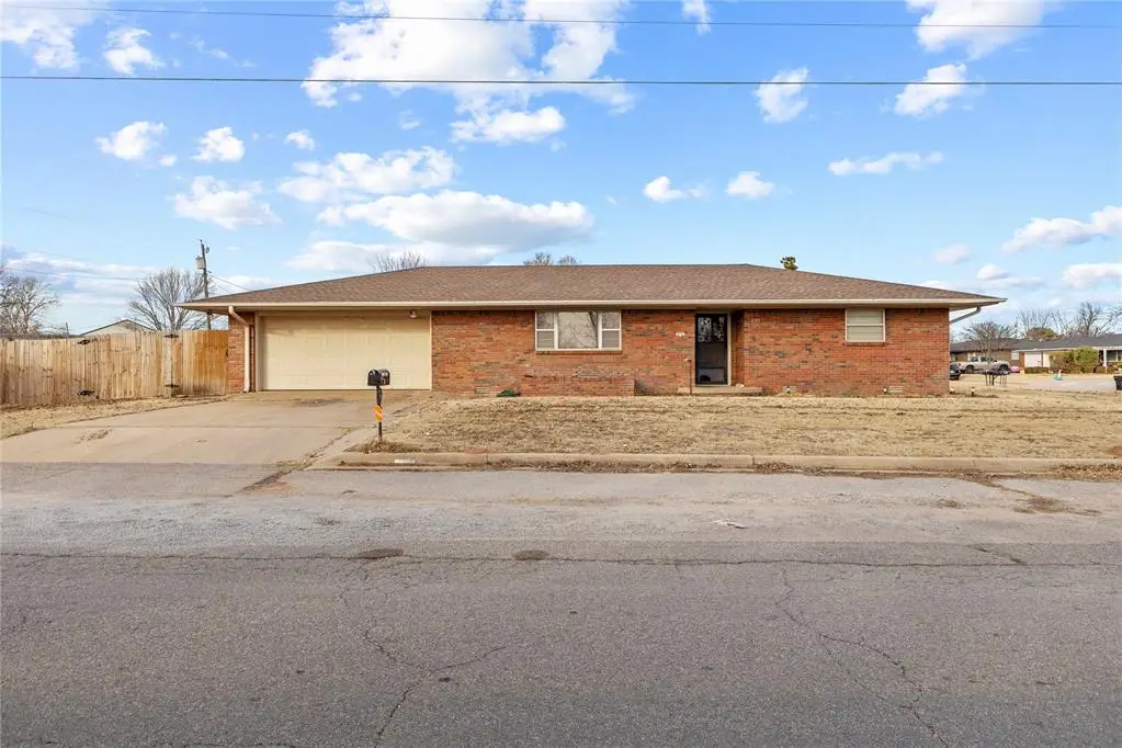 133 E 7th Street, Hydro, OK 73048 - Image #1