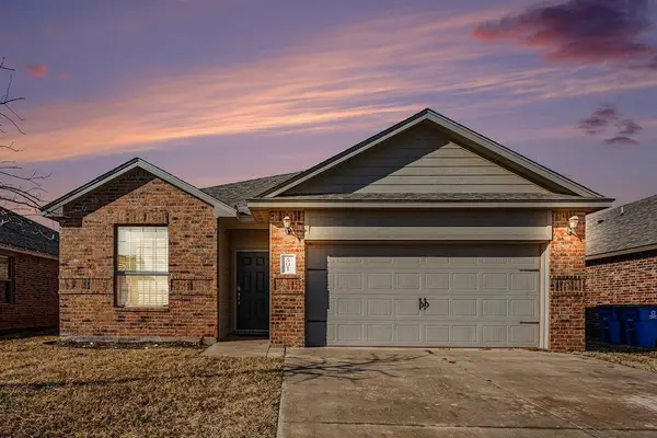501 Saint James Place, Newcastle, OK 73065