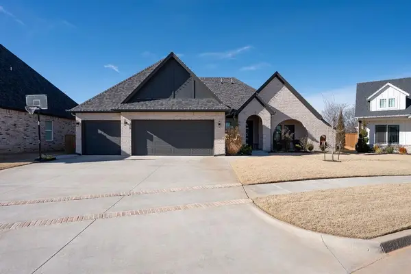 13013 Cobblestone Curve Road, Oklahoma City, OK 73142