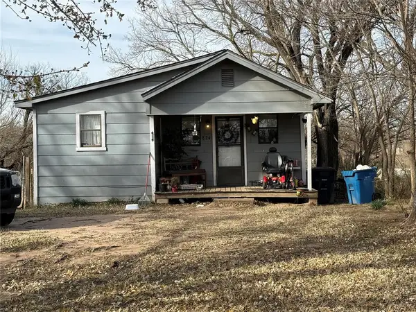 824 S Bell Avenue, Shawnee, OK 74801