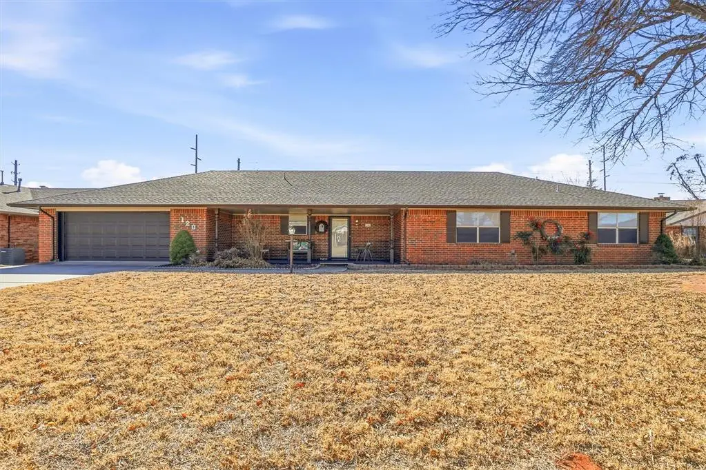 120 Mitchell Drive, Elk City, OK 73644 - Image #1