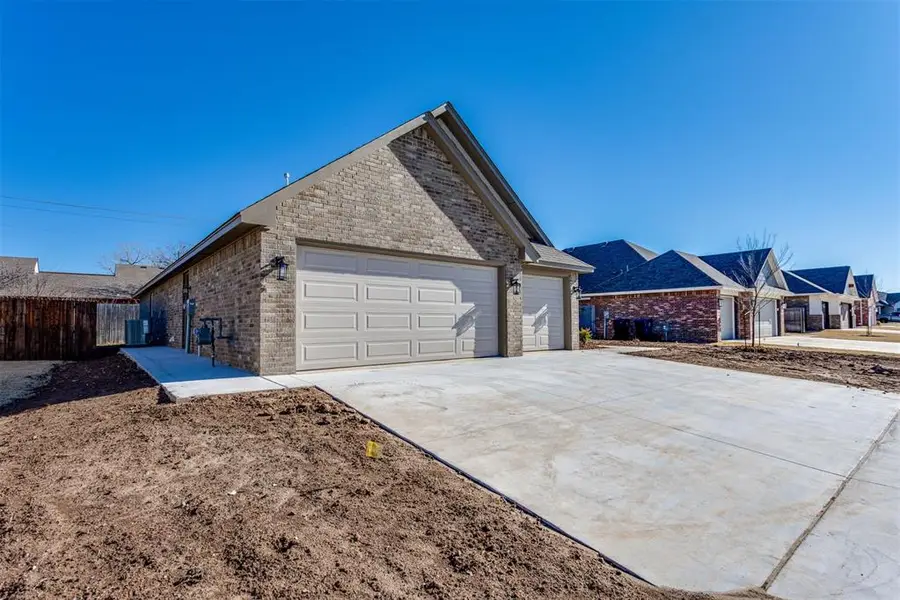 11016 Treemont Lane, Oklahoma City, OK 73162 - Image #3