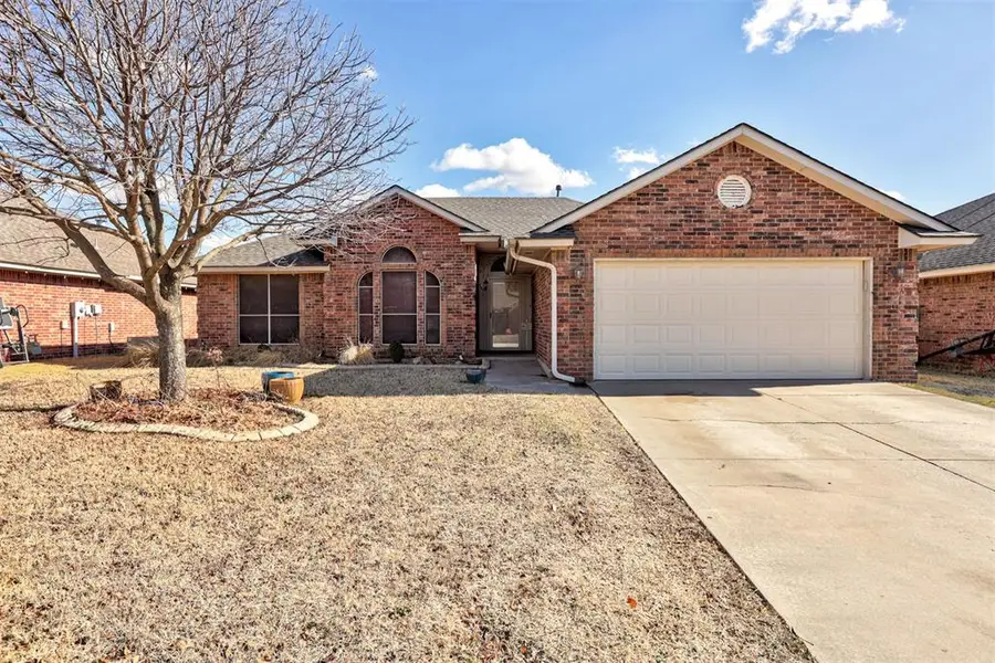 3900 Notting Hill Drive, Moore, OK 73160 - Image #2