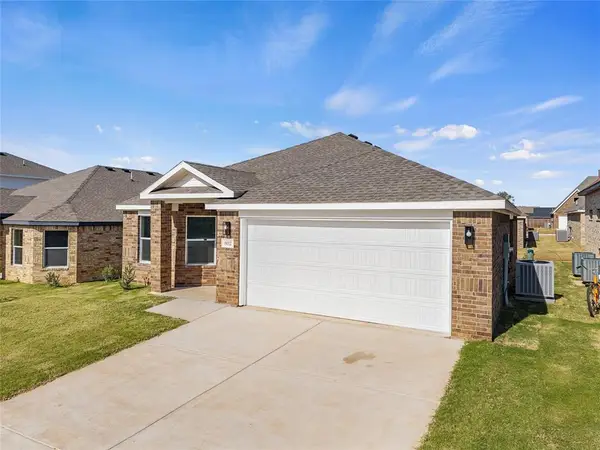 807 Chateau Court, Kingfisher, OK 73750