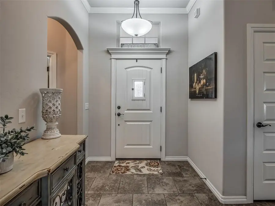 2817 Kathleens Crossing, Yukon, OK 73099 - Image #3