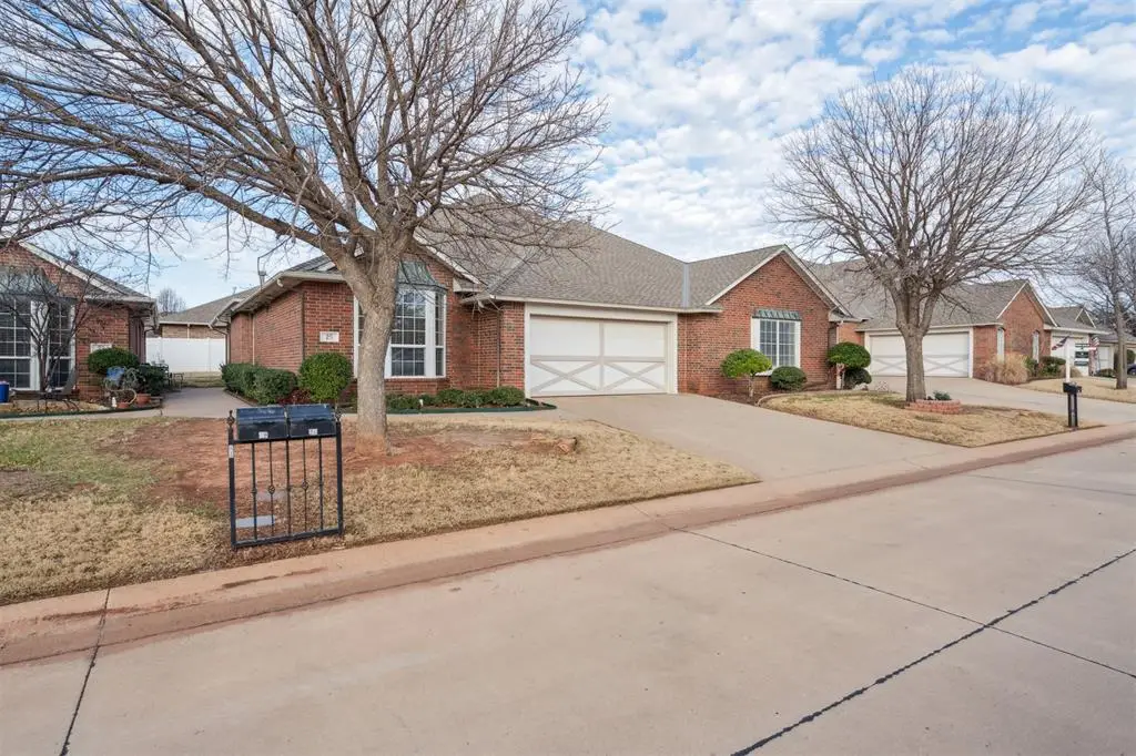 25 Red Admiral Way, Edmond, OK 73013 - Image #1