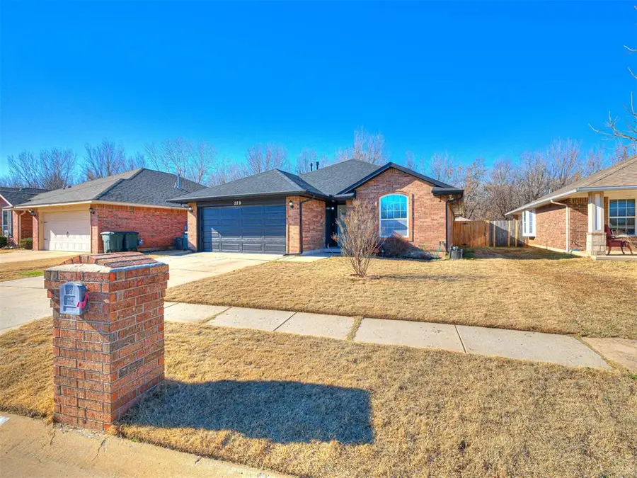 229 Spring Creek Road, Oklahoma City, OK 73117 - Image #2