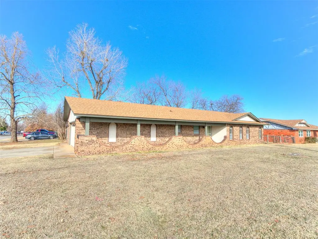 1203 Ridgeway Drive, Yukon, OK 73099 - Image #1