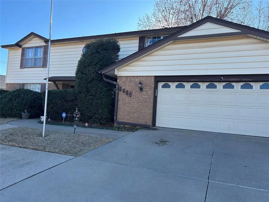 8605 Arlington Drive, Oklahoma City, OK 73132 - Image #2