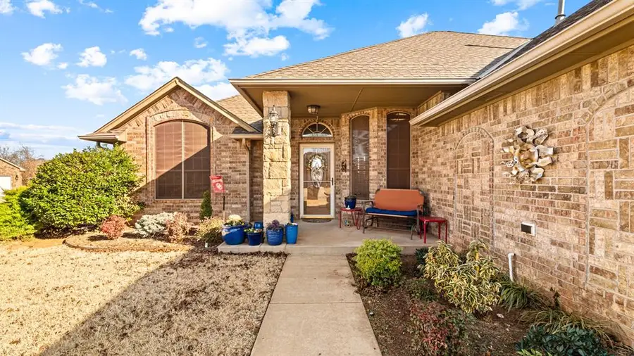 2100 Hackberry Creek Avenue, Yukon, OK 73099 - Image #2