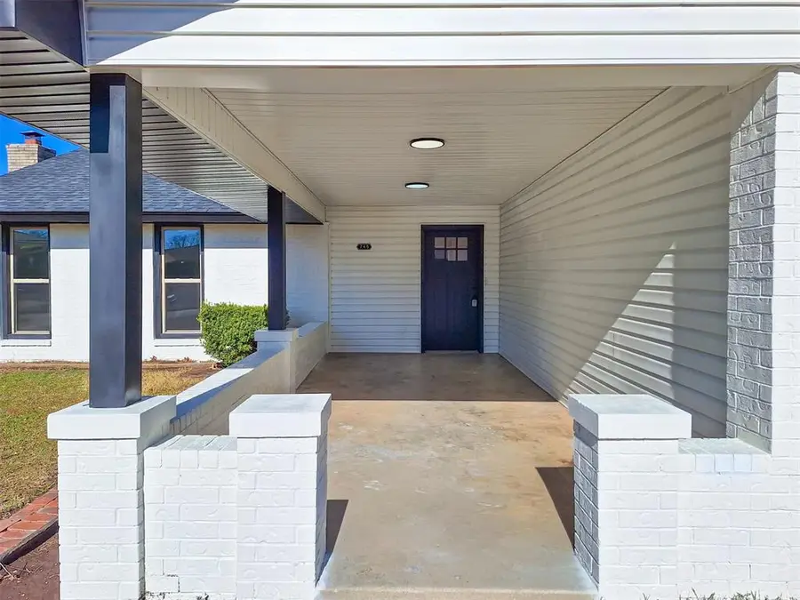 745 Wood Hollow Lane, Moore, OK 73160 - Image #3