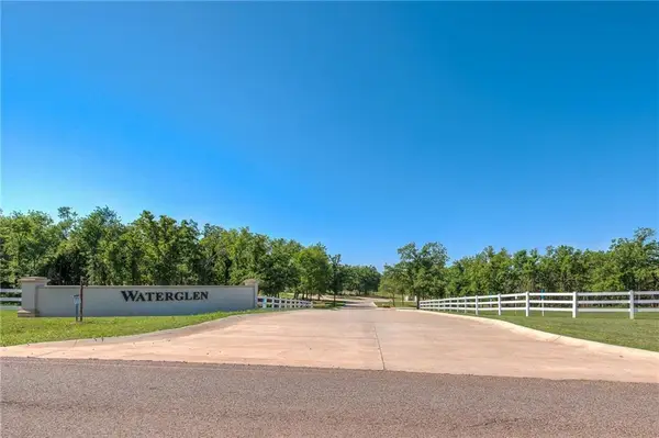 9761 Waterglen Road, Guthrie, OK 73044