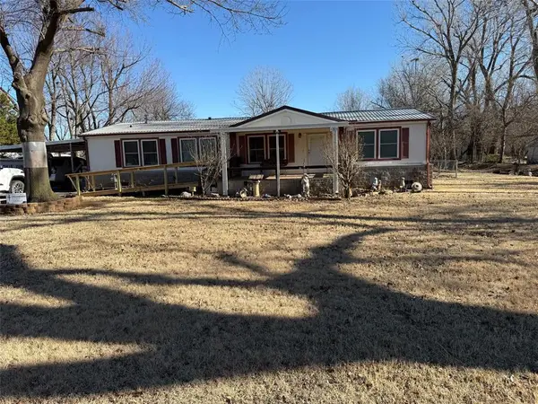 2604 Del Rio Drive, Yukon, OK 73099