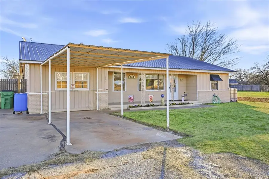 322 N 18th Street, Frederick, OK 73542 - Image #2