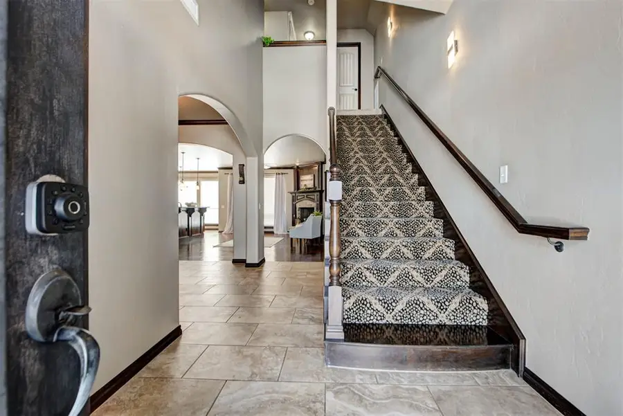 2804 SE 8th Street, Moore, OK 73160 - Image #2