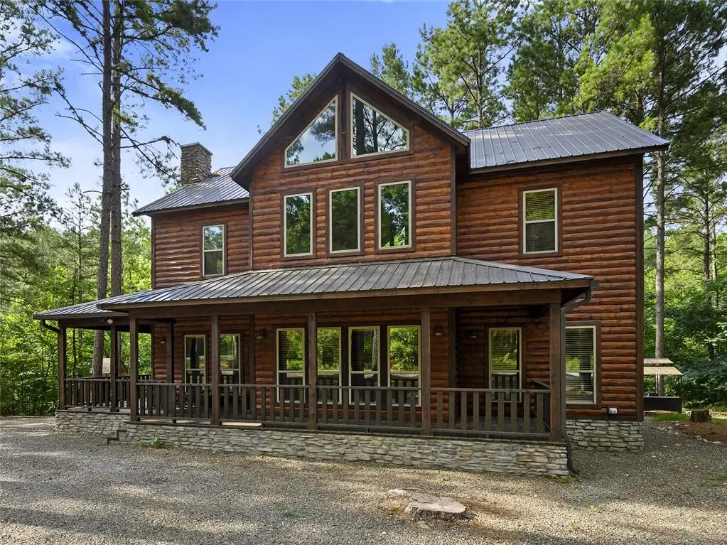 14 Lonely Oaks Trail, Broken Bow, OK 74728 - Image #1