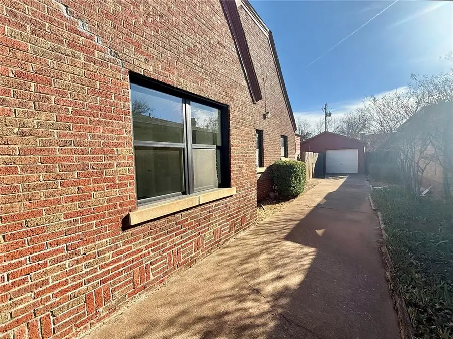 804 E Cypress Street, Altus, OK 73521 - Image #3