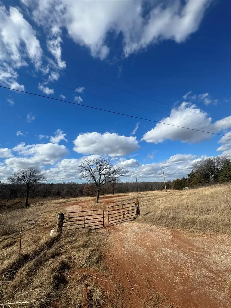 665 Autumn Woods Farm Rd, Coyle, OK 73027 - Image #2