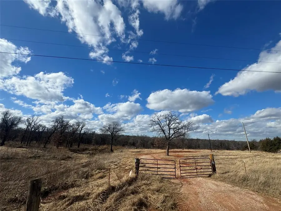 665 Autumn Woods Farm Rd, Coyle, OK 73027 - Image #3