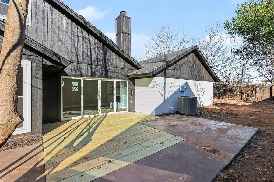 219 N Creekdale Drive, Norman, OK 73072 - Image #3