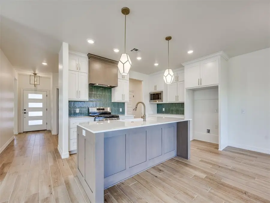 225 Sage Brush Way, Edmond, OK 73025 - Image #2