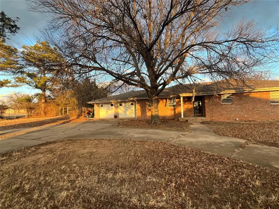 1828 W Federal Street, Shawnee, OK 74804 - Image #2