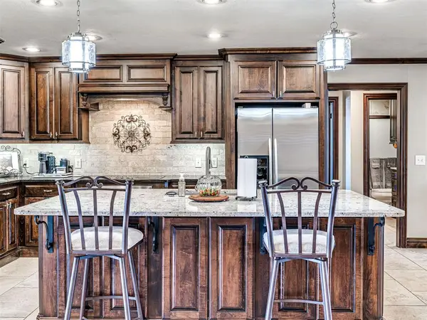 6101 Plum Thicket Road, Oklahoma City, OK 73162