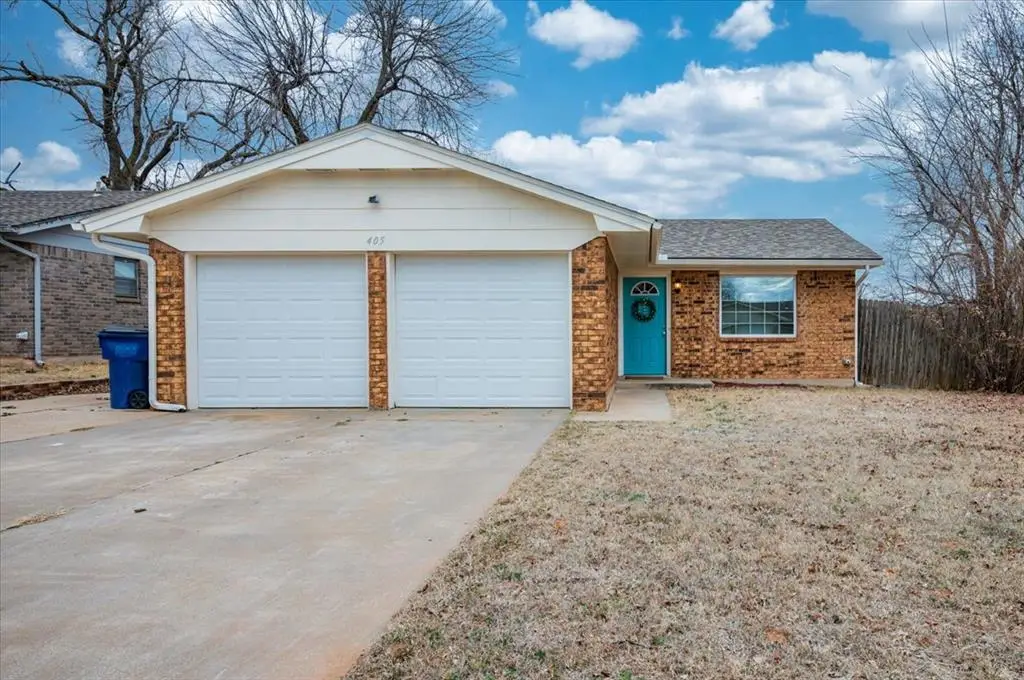 405 W Hillcrest Street, Mustang, OK 73064 - Image #1