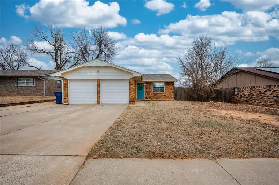 405 W Hillcrest Street, Mustang, OK 73064 - Image #2