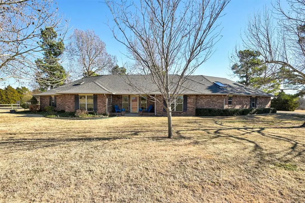 Address Withheld By Seller, Edmond, OK 73025 - Image #1