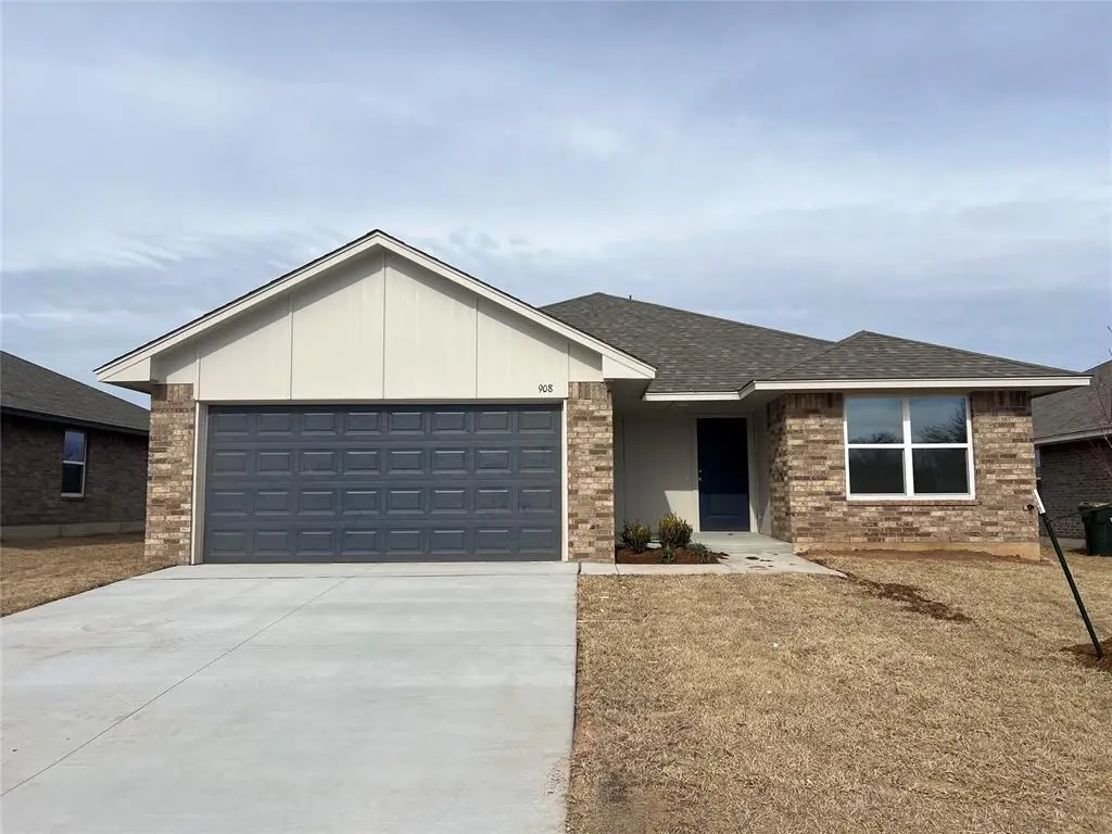 908 Shady Meadow Way, Chickasha, OK 73018 - Image #1
