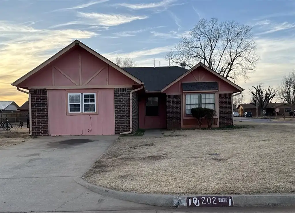 202 Redbud Drive, Anadarko, OK 73005 - Image #1